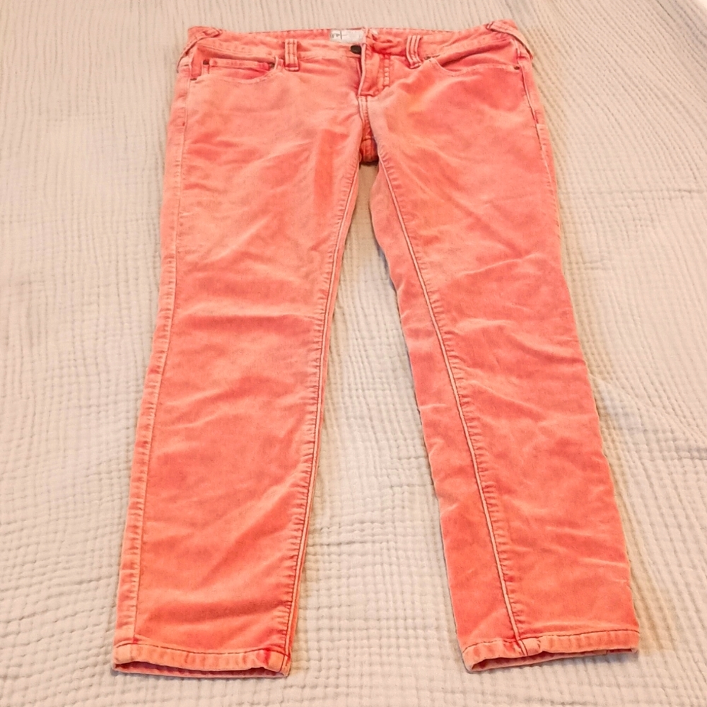 Free People Skinny Corduroy Jeans Soft Velvety Women’s Size 27 Muted Coral Boho